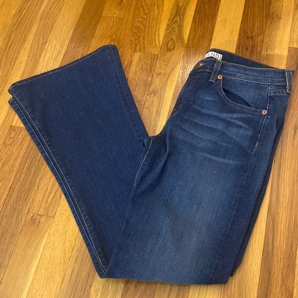 J Brand Women’s Blue Flare Jeans Size 30 - Picture 1 of 9